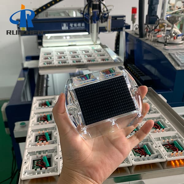 <h3>270 Degree Solar Road Stud For Park In Singapore-RUICHEN </h3>
